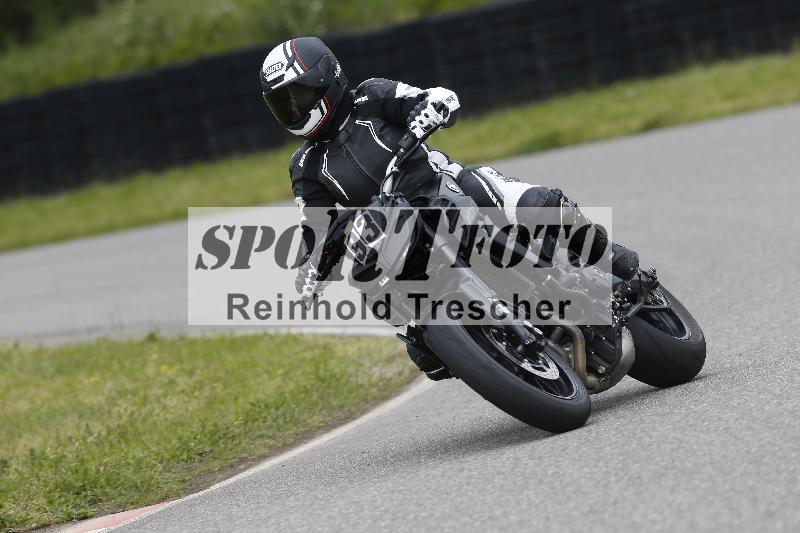 /Archiv-2024/13 22.04.2024 Plüss Moto Sport ADR/Einsteiger/93